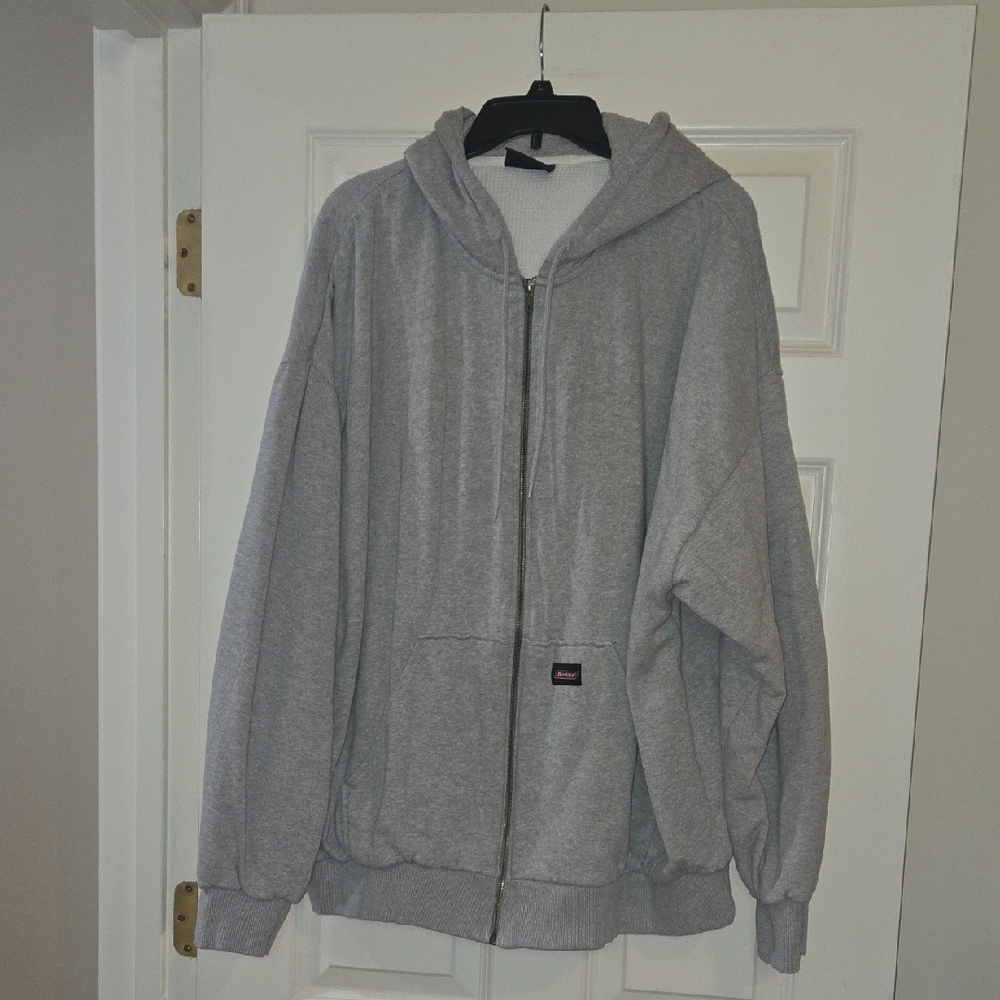 Men's Classic Gray Zip-Up Sweater